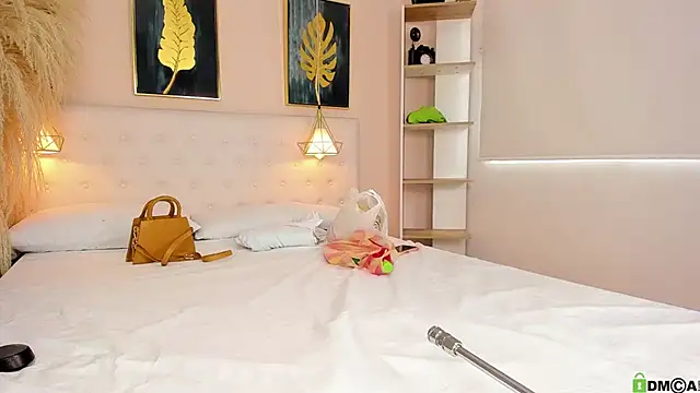 Snapshot of valerie_lya chatting on September 23, 8:23 pm valerie lya online show from September 23, 8:23 pm