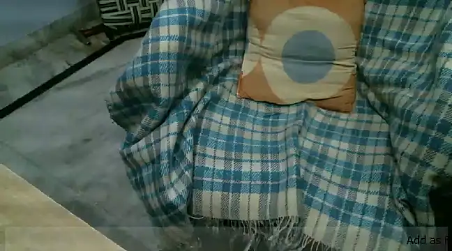 Snapshot of desioldguy chatting on December 27, 1:07 pm desioldguy online show from December 27, 1:07 pm