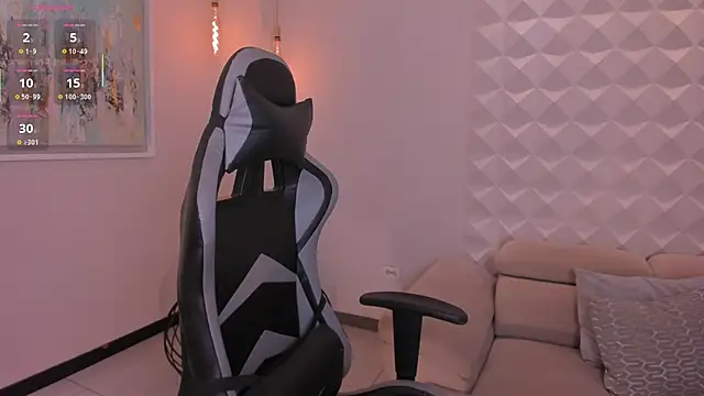 Snapshot of EllaClark chatting on September 27, 6:02 pm EllaClark online show from September 27, 6:02 pm