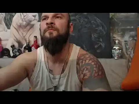 Snapshot of viking_30 chatting on January 26, 8:23 pm viking 30 online show from January 26, 8:23 pm