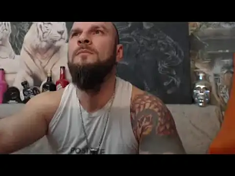 Snapshot of viking_30 chatting on January 28, 7:32 pm viking 30 online show from January 28, 7:32 pm