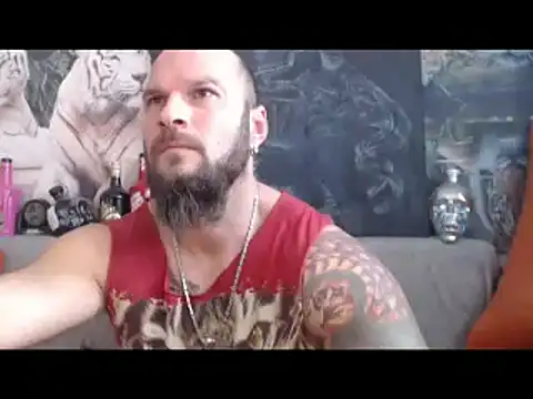 Snapshot of viking_30 chatting on February 10, 11:04 am viking 30 online show from February 10, 11:04 am