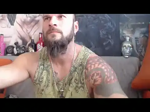 Snapshot of viking_30 chatting on February 11, 10:59 am viking 30 online show from February 11, 10:59 am