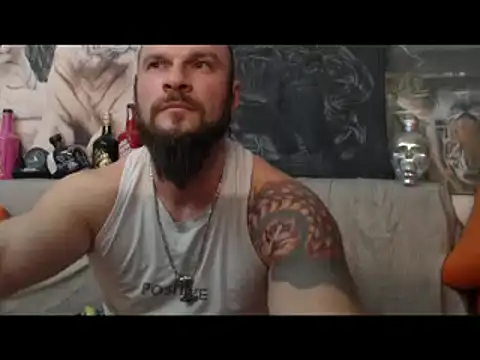 Snapshot of viking_30 chatting on February 20, 8:03 pm viking 30 online show from February 20, 8:03 pm