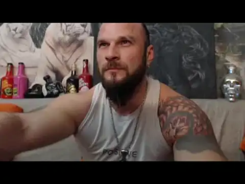 Snapshot of viking_30 chatting on March 17, 7:04 pm viking 30 online show from March 17, 7:04 pm