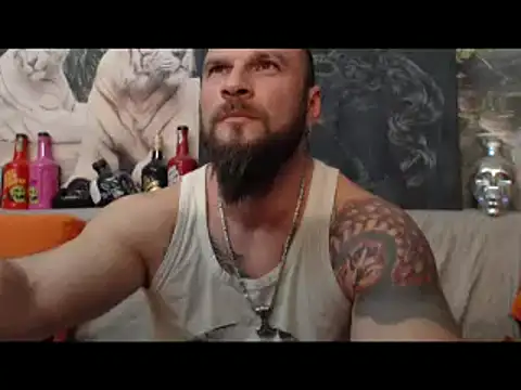 Snapshot of viking_30 chatting on March 18, 6:48 pm viking 30 online show from March 18, 6:48 pm