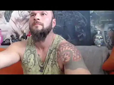 Snapshot of viking_30 chatting on March 21, 11:33 am viking 30 online show from March 21, 11:33 am