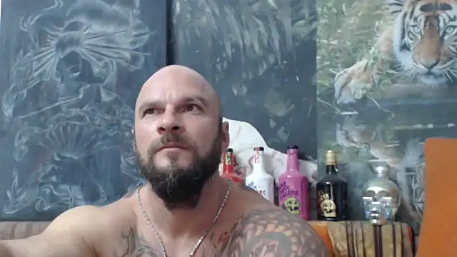 Snapshot of viking_30 chatting on September 10, 6:41 pm viking 30 online show from September 10, 6:41 pm