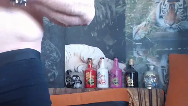 Snapshot of viking_30 chatting on September 19, 6:48 am viking 30 online show from September 19, 6:48 am