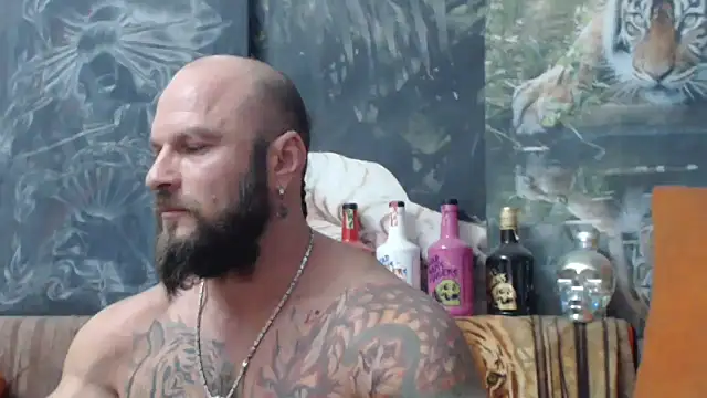 Snapshot of viking_30 chatting on September 24, 6:33 pm viking 30 online show from September 24, 6:33 pm