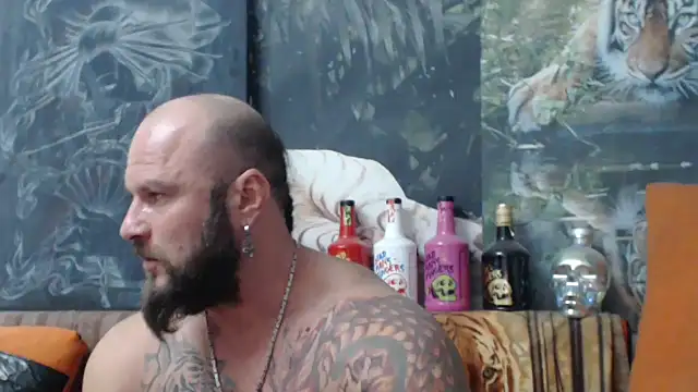 Snapshot of viking_30 chatting on September 25, 6:44 pm viking 30 online show from September 25, 6:44 pm