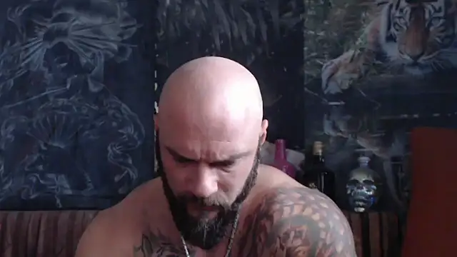 Snapshot of viking_30 chatting on October 3, 6:10 am viking 30 online show from October 3, 6:10 am