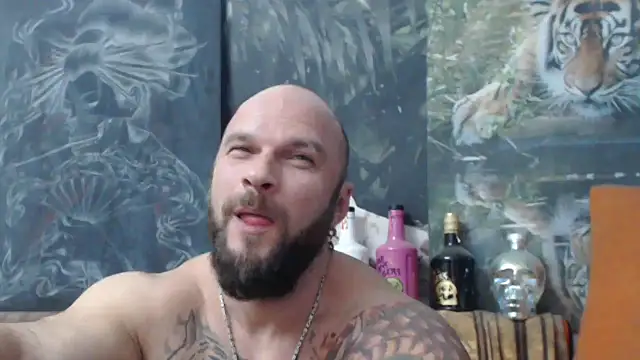 Snapshot of viking_30 chatting on October 16, 6:53 pm viking 30 online show from October 16, 6:53 pm