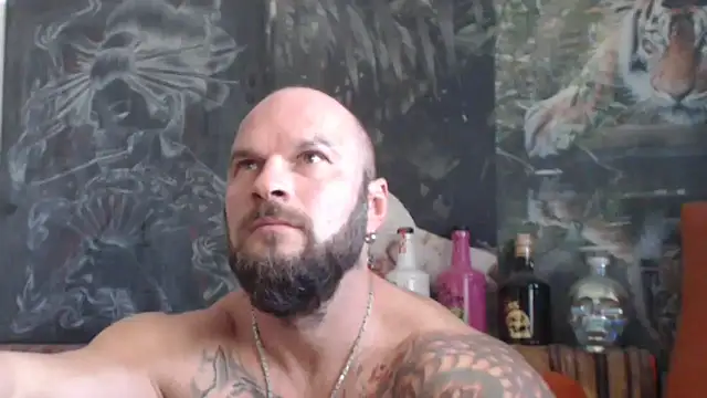 Snapshot of viking_30 chatting on October 22, 7:19 am viking 30 online show from October 22, 7:19 am