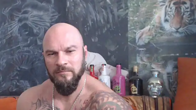 Snapshot of viking_30 chatting on October 28, 11:14 am viking 30 online show from October 28, 11:14 am