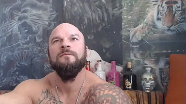 Snapshot of viking_30 chatting on October 30, 6:59 am viking 30 online show from October 30, 6:59 am