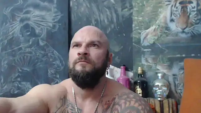 Snapshot of viking_30 chatting on October 31, 8:21 pm viking 30 online show from October 31, 8:21 pm