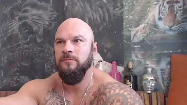 Snapshot of viking_30 chatting on November 2, 10:28 am viking 30 online show from November 2, 10:28 am