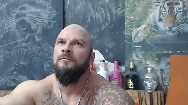 Snapshot of viking_30 chatting on November 19, 7:03 pm viking 30 online show from November 19, 7:03 pm