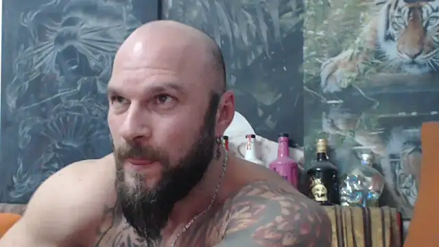 Snapshot of viking_30 chatting on December 3, 4:05 pm viking 30 online show from December 3, 4:05 pm