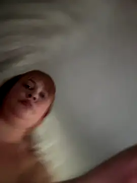 Model9798 online show from October 8, 10:13 am