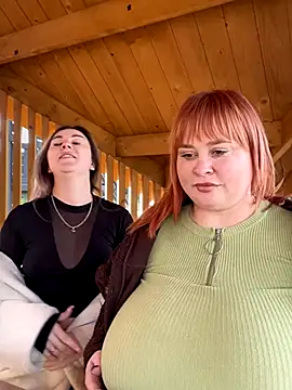 Model9798 online show from November 25, 10:04 am