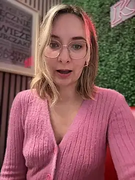 The Snowwhitee online show from February 9, 9:16 am