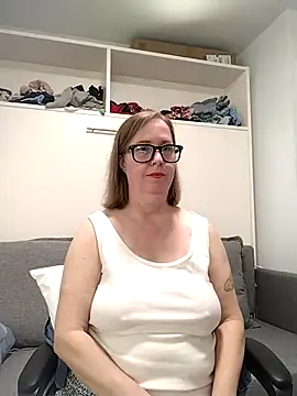 SweetandNaughty1 online show from January 7, 7:27 pm