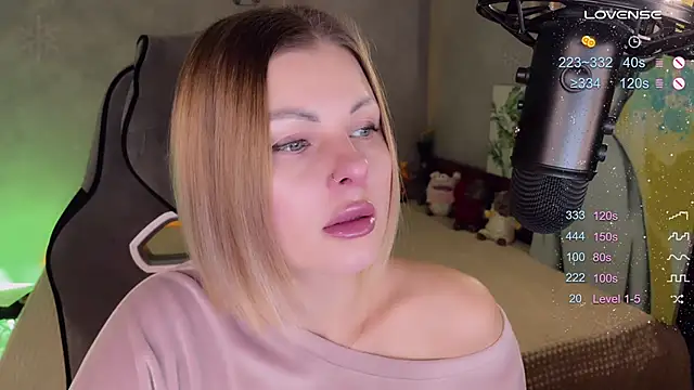 Your Sweet Lilu online show from December 17, 12:54 pm