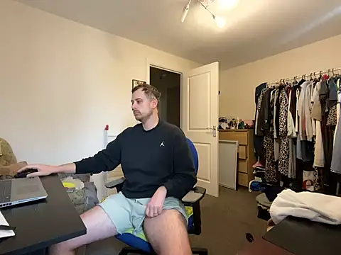 Kramer023 online show from February 17, 1:53 pm