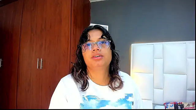 yeral2017 online show from April 21, 3:39 pm