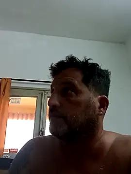 Snapshot of Reload_033 chatting on February 24, 9:02 pm Reload 033 online show from February 24, 9:02 pm