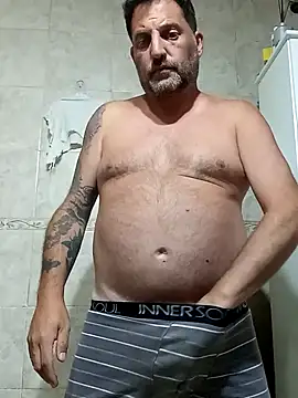 Snapshot of Reload_033 chatting on February 26, 4:00 am Reload 033 online show from February 26, 4:00 am