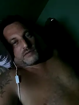 Snapshot of Reload_033 chatting on March 27, 5:13 am Reload 033 online show from March 27, 5:13 am