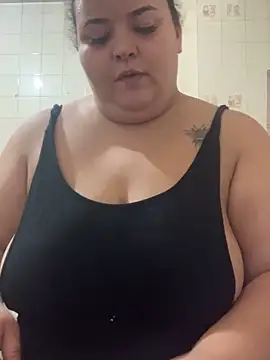 Snapshot of valentinny chatting on March 17, 4:33 pm valentinny online show from March 17, 4:33 pm