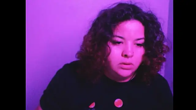 Snapshot of valentinny chatting on September 18, 1:40 am valentinny online show from September 18, 1:40 am