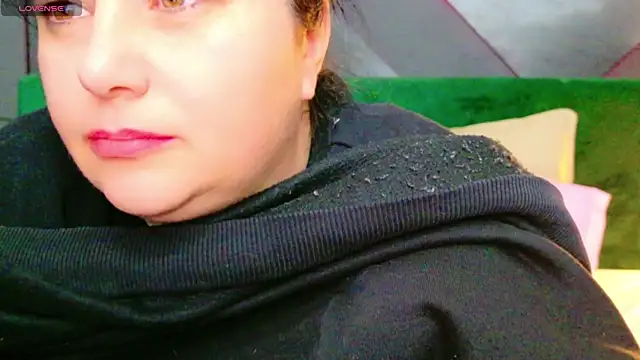 AleshaArabian online show from February 7, 8:10 pm