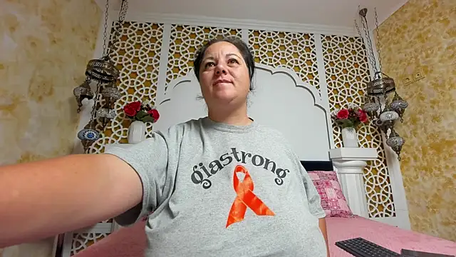 AleshaArabian online show from September 15, 2:22 am