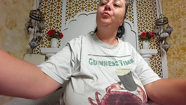 AleshaArabian online show from September 23, 2:36 am