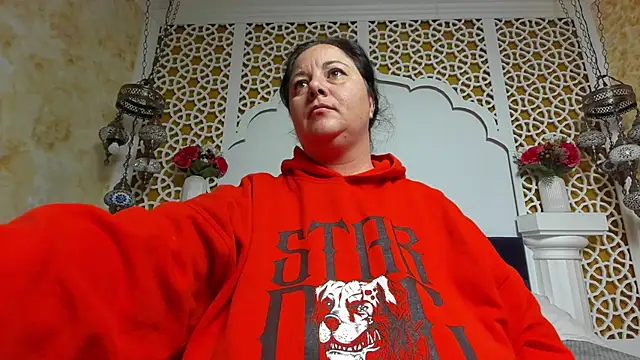 AleshaArabian online show from October 24, 3:25 am