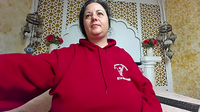 AleshaArabian online show from November 3, 4:58 am