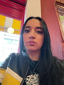 EmmyEvans1 online show from February 17, 7:42 pm