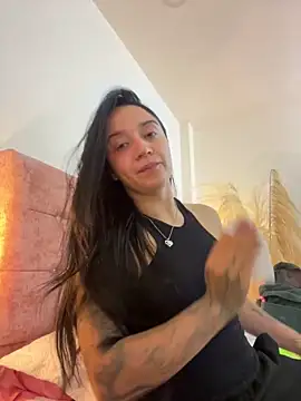 EmmyEvans1 online show from March 1, 7:48 pm