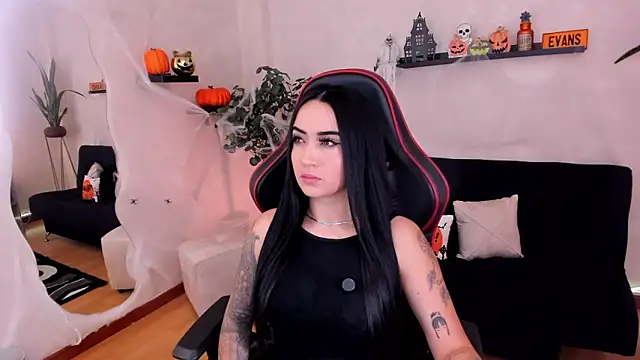 EmmyEvans1 online show from October 11, 7:34 pm