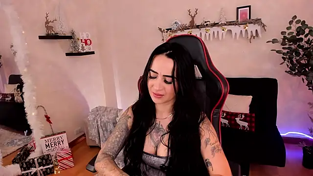 EmmyEvans1 online show from November 13, 7:46 pm