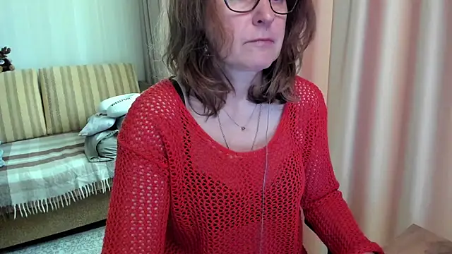 lauraoven online show from June 2, 7:32 am