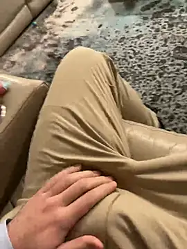 JohnnyBigShot online show from January 4, 11:38 pm