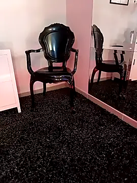 Sofiia W26 online show from February 19, 4:33 pm