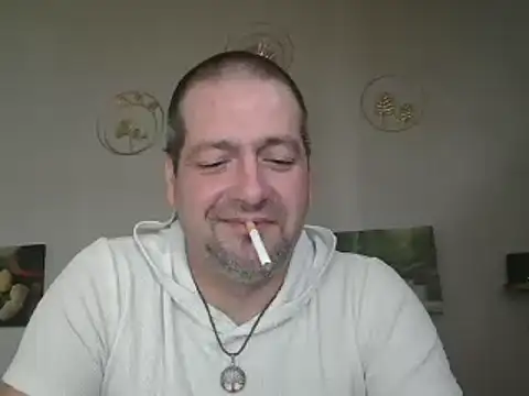 matrikes1 online show from February 9, 10:42 am