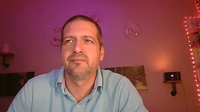 matrikes1 online show from February 14, 6:40 pm